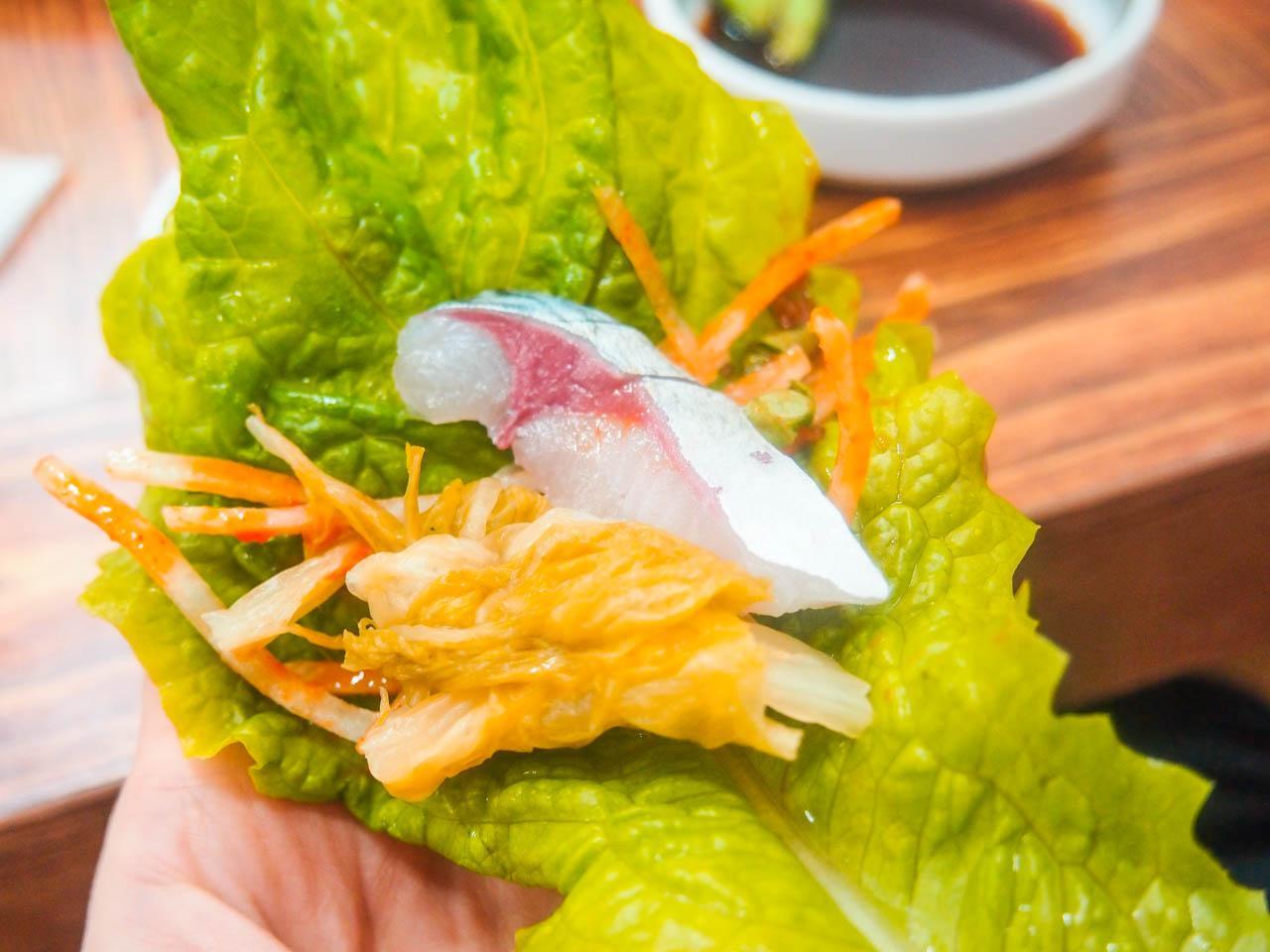 log pusat makanan laut 4