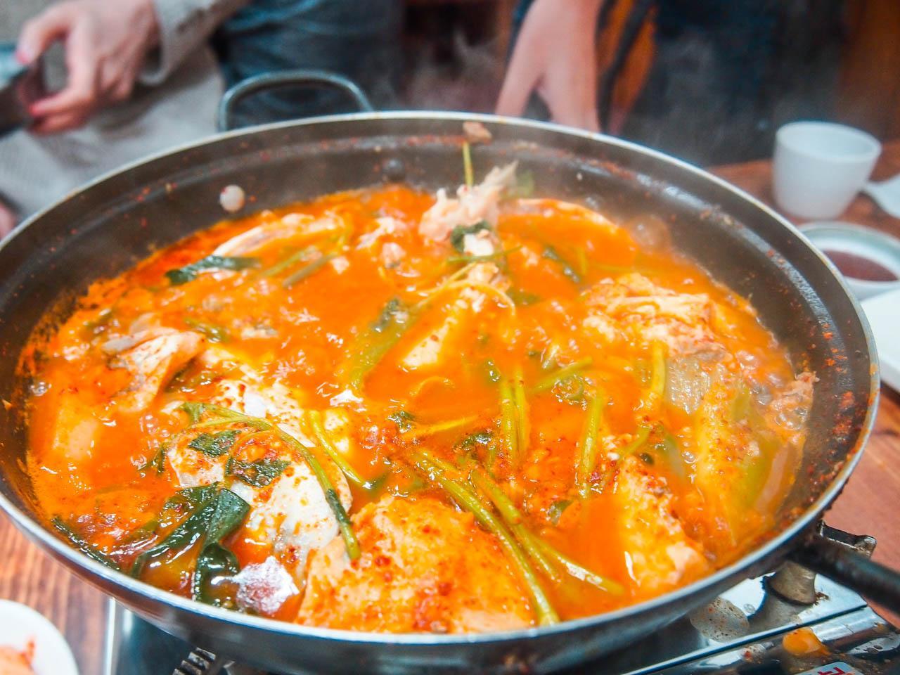 log pusat makanan laut 3