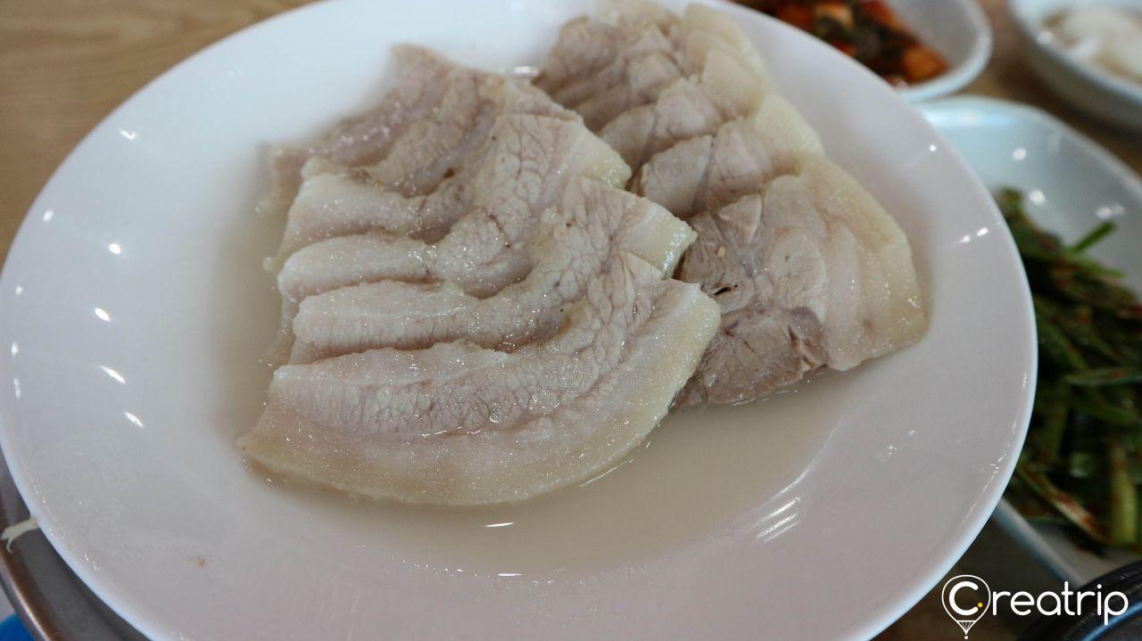 Sopa De Cerdo Gemelo image 2