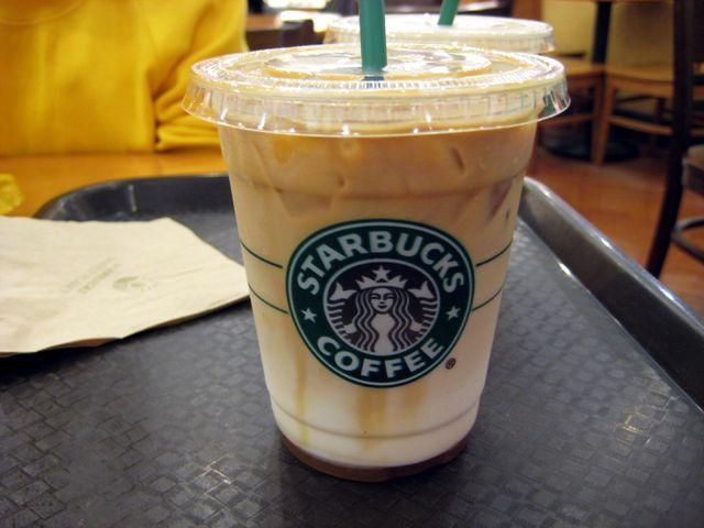 Starbucks (Donggyo Samgeori Store) image 5