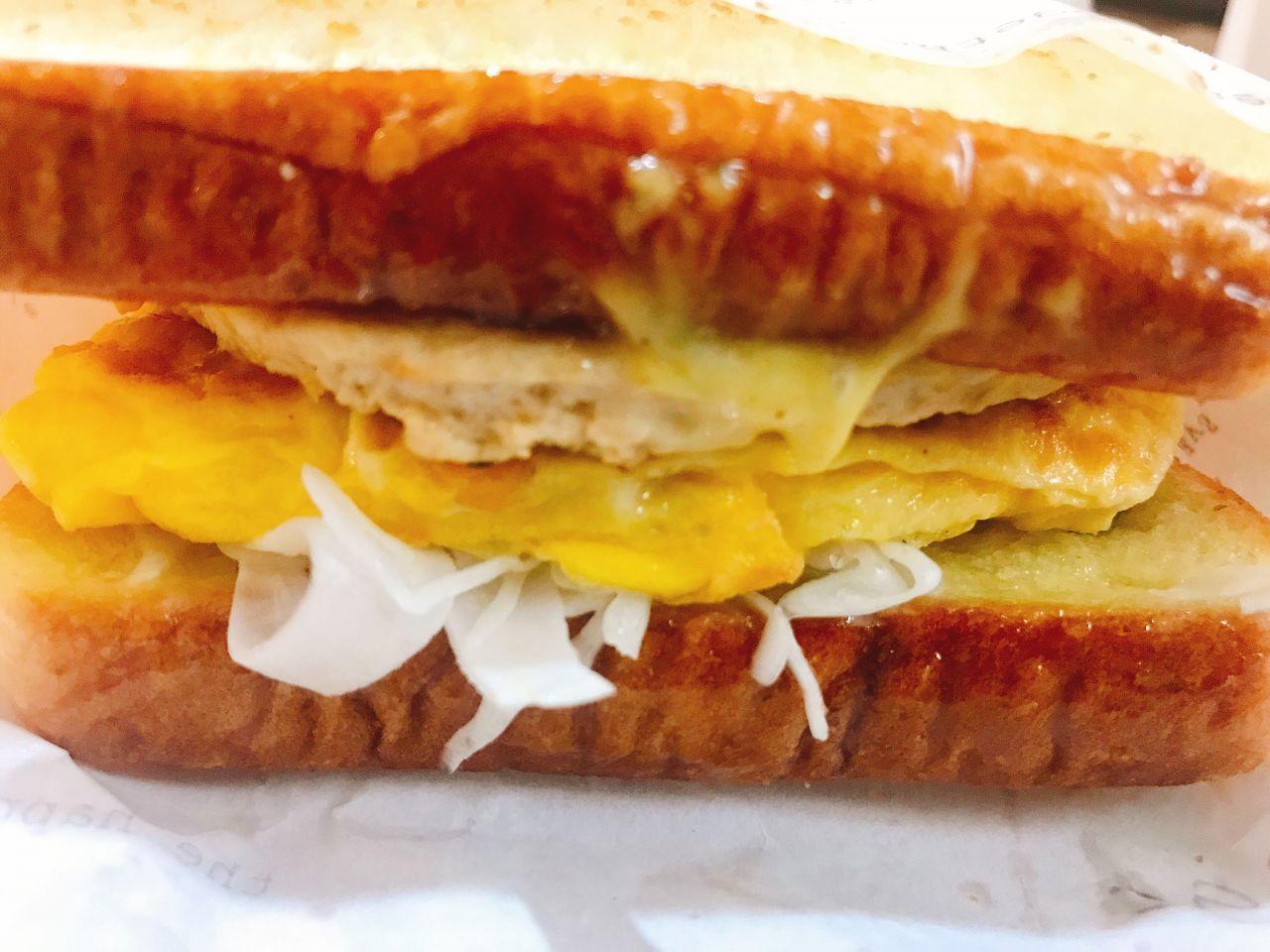 Isaac Toast Shindang store image 2