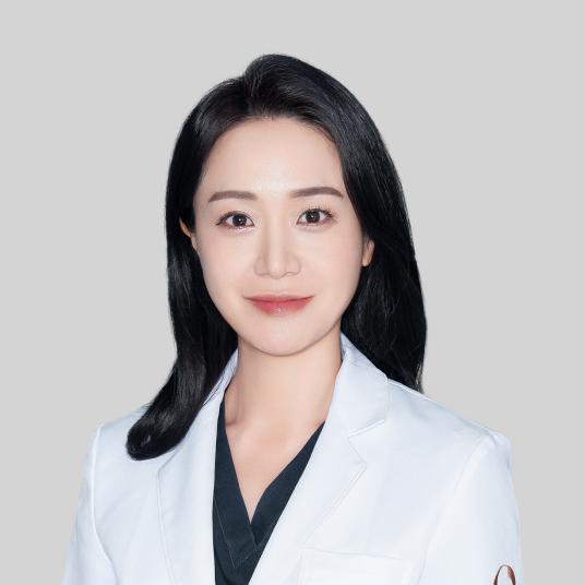 Director Youngji Lim