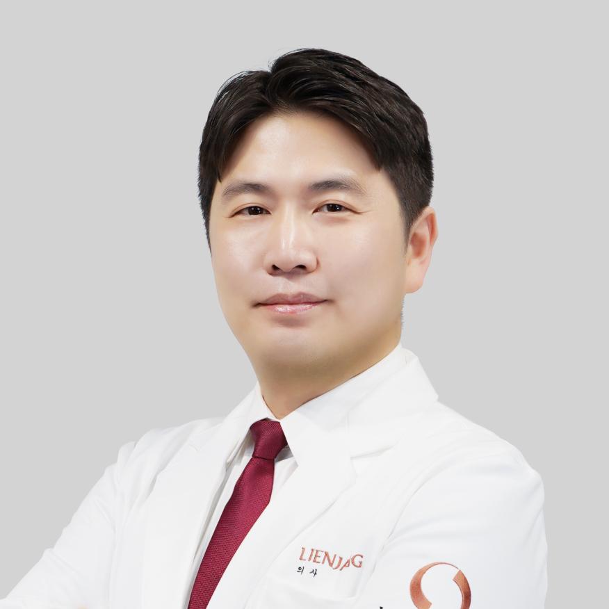 Director Wonjun Choi