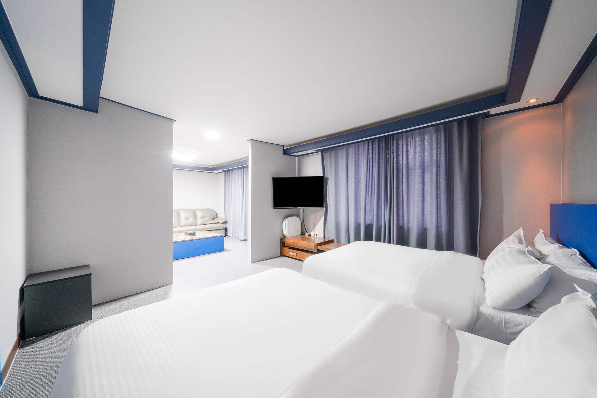 Jeju Shinjeju Noblesse Hotel