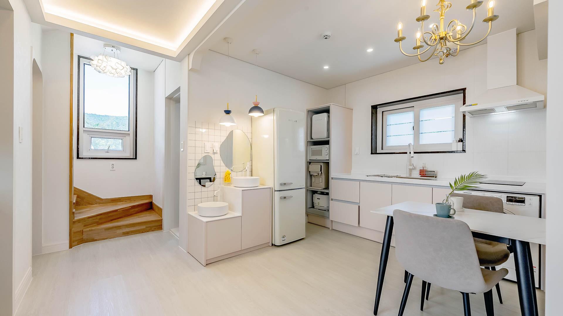 Cookie & Ice cream Kids Pool Villa-30