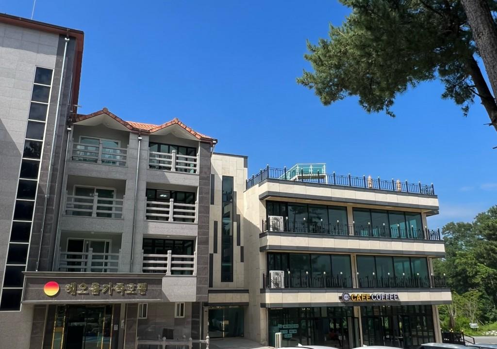 Mangsang Haeoreum Family Hotel