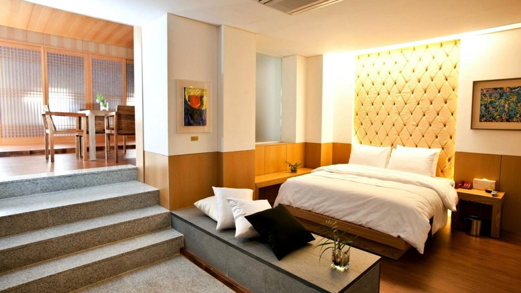Yuwon Hotel Nambu Terminal-2
