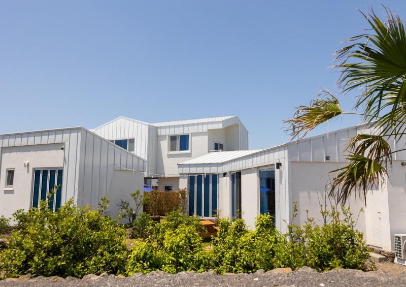 Jeju Easy Cozy Pension