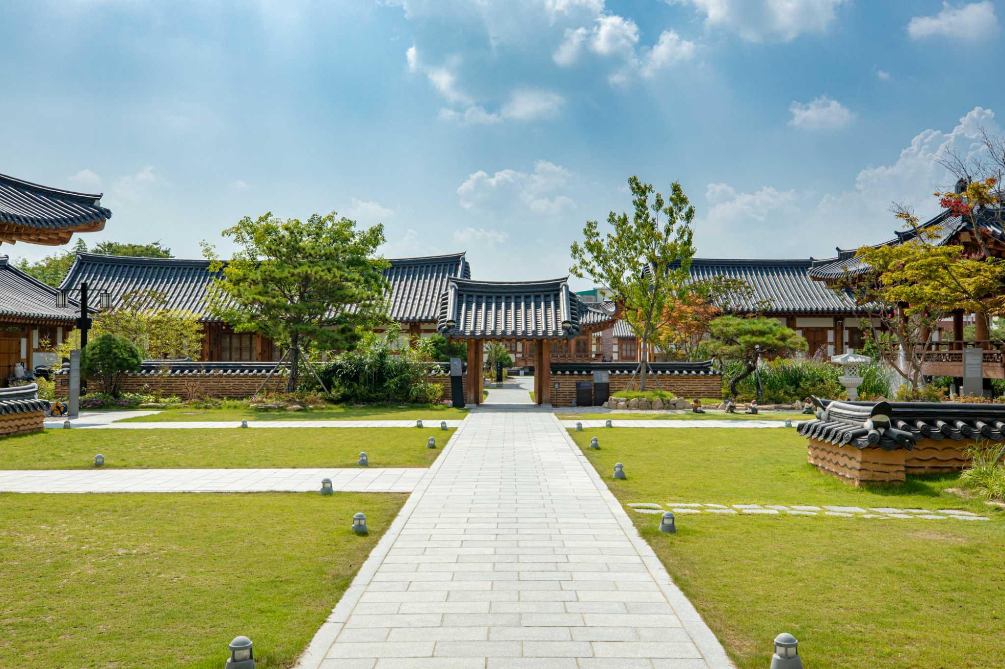 Namwon Yechon by Kensington