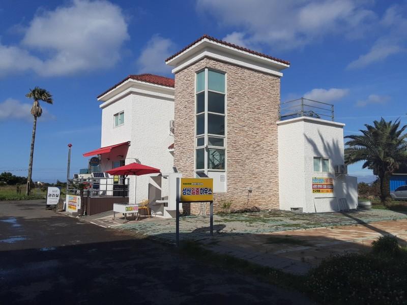 Seogwipo Seongsan Ilchul House Pension