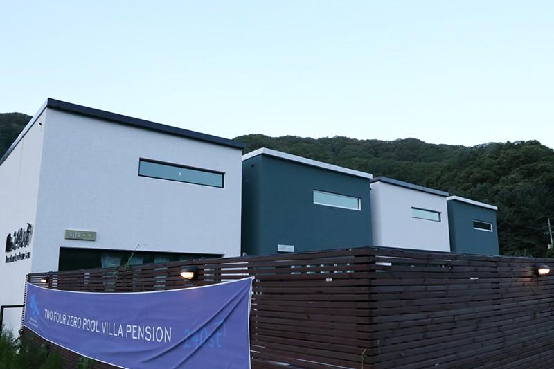 Gapyeong 240st Pool Villa-9