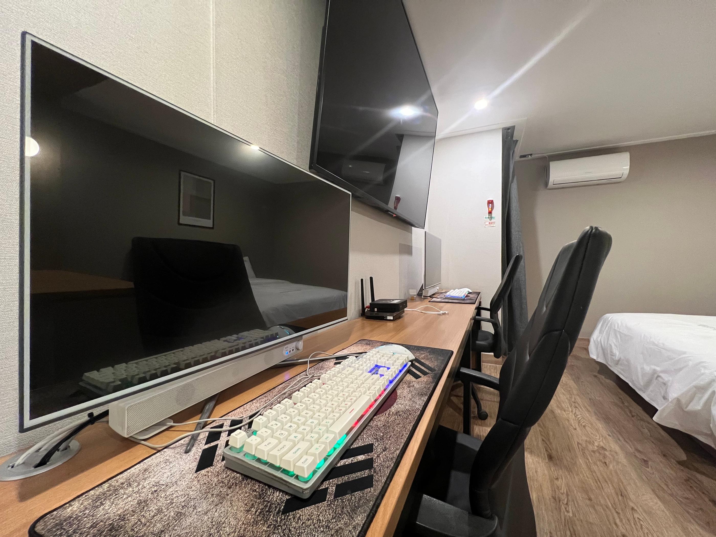 Suwon (Seryu station) Phoenix