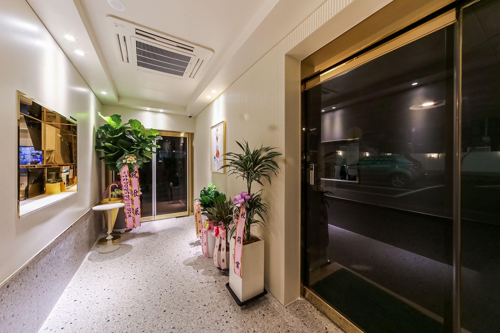 Busan Seomyeon French Code-4