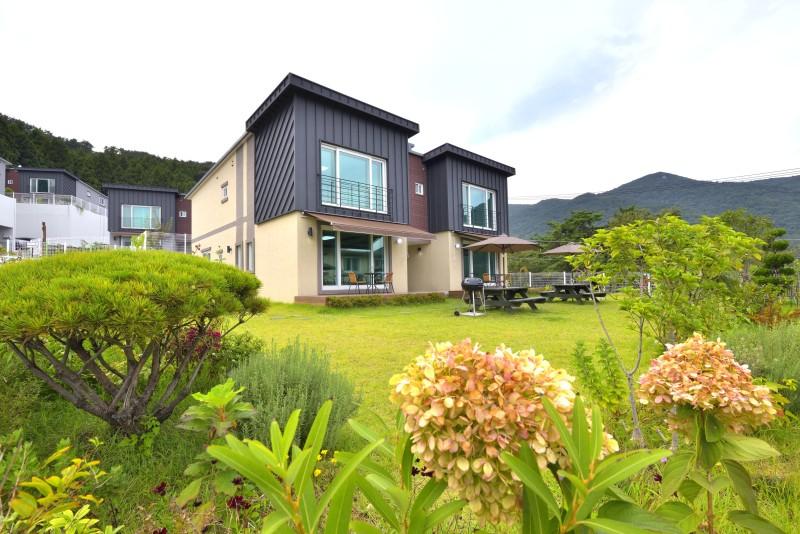 Geoje Island Sodong Aire Pension