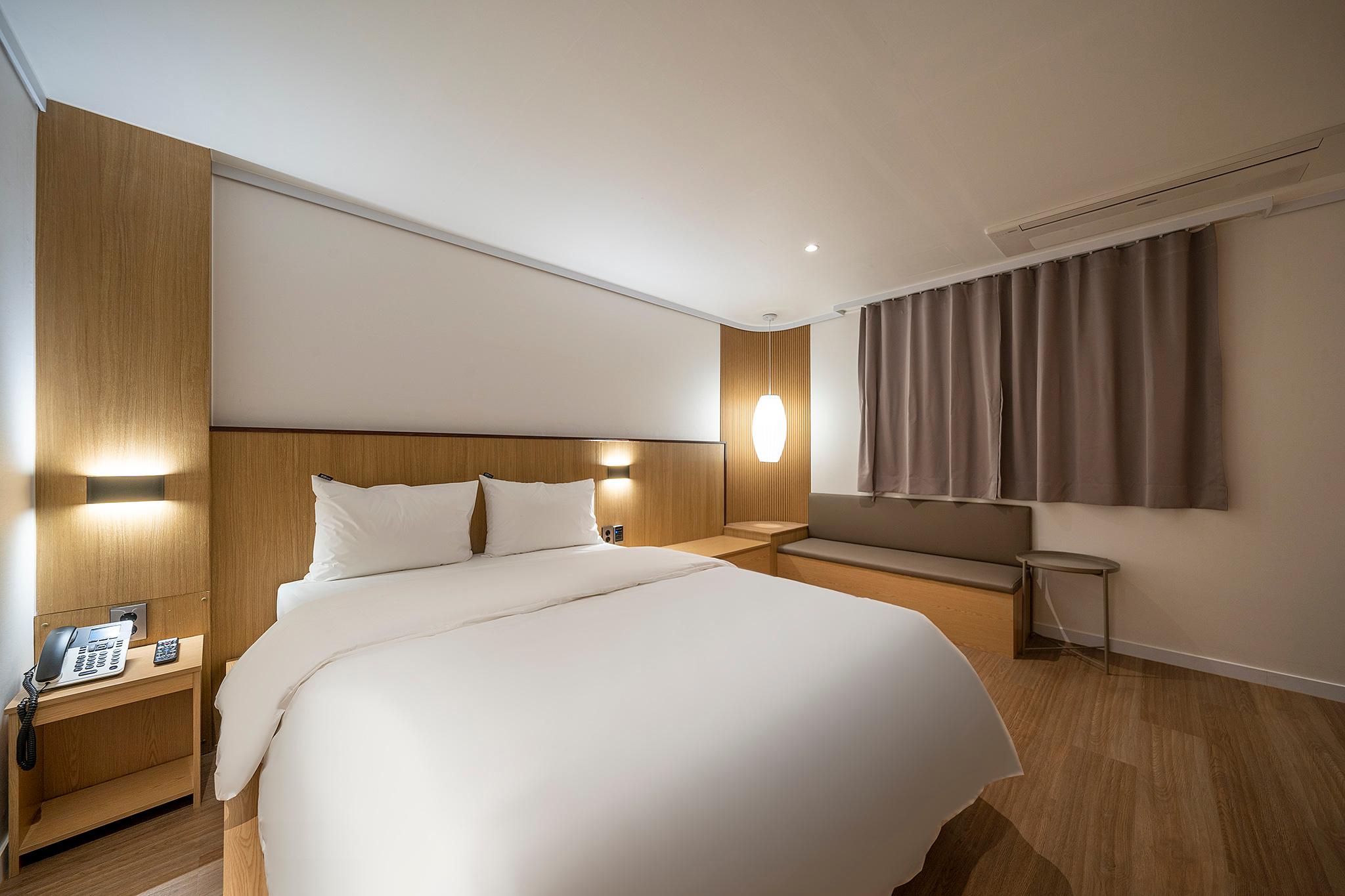 Gyeongsan Oksan-dong No. 25 Gyeongsan Oksan Branch