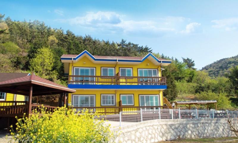 Namhae Travel Sketch Pension