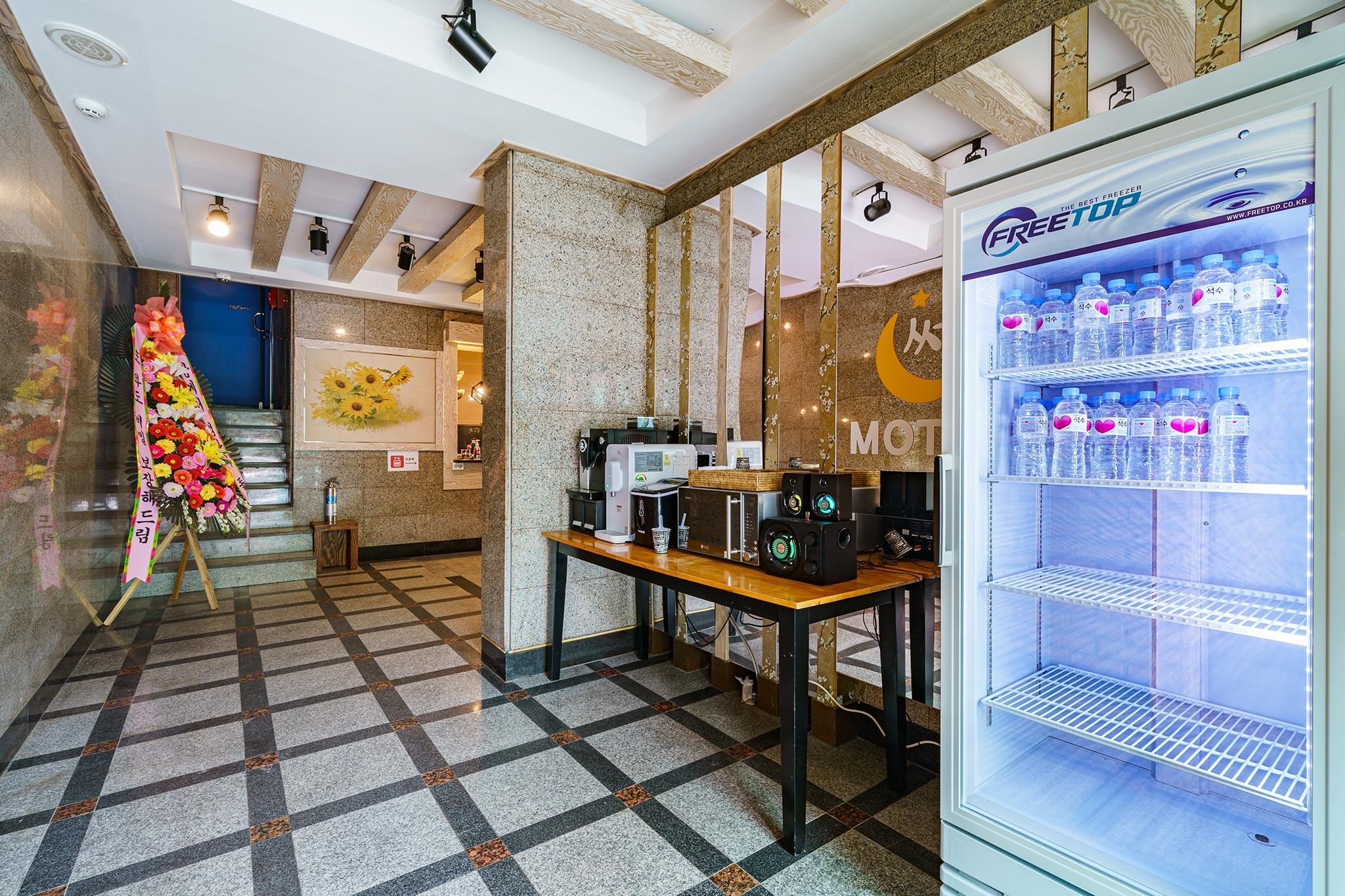 Suwon Station Some Suwon-12