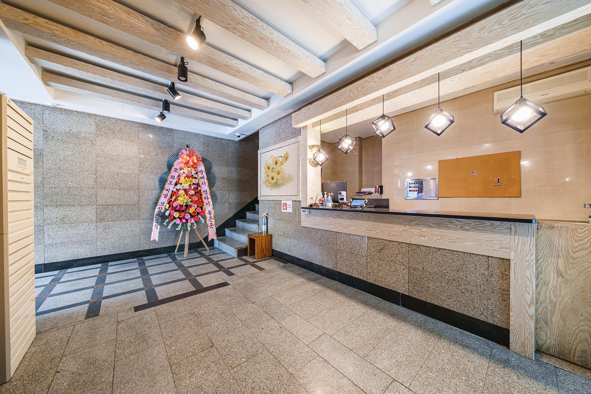 Suwon Station Some Suwon-10