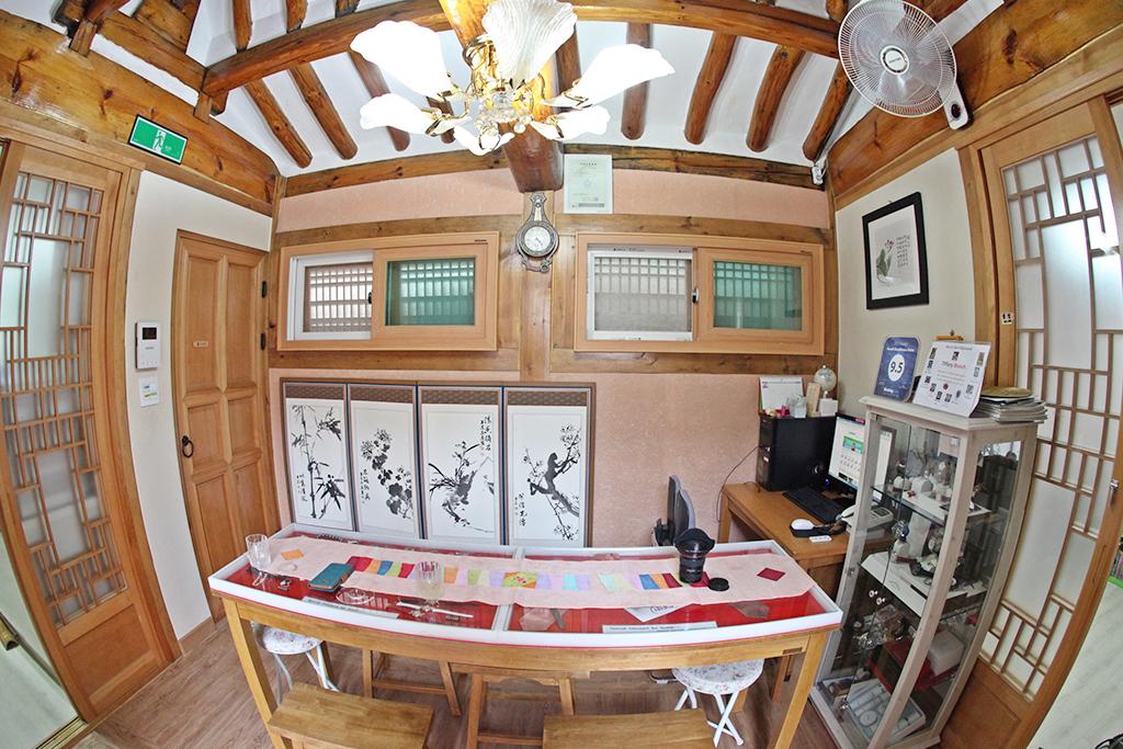 Seochon Nuhadang Hanok Stay-10