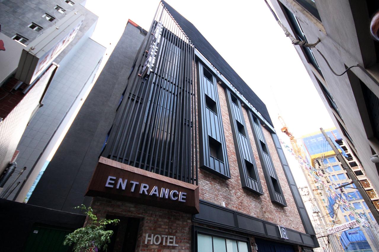 Busan Yeonsan-dong WABA-9