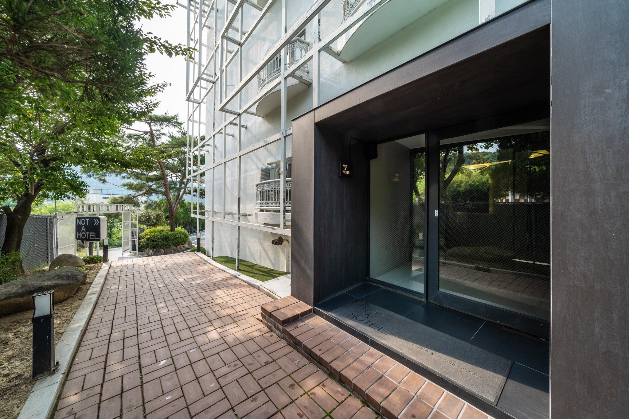 Yangpyeong NOT A Hotel-13