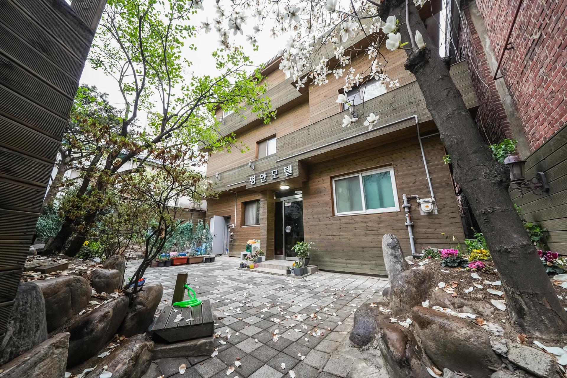 Yongsan Pyeongan Motel-6
