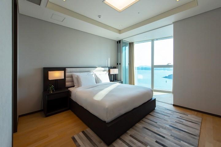 L City Residence-9