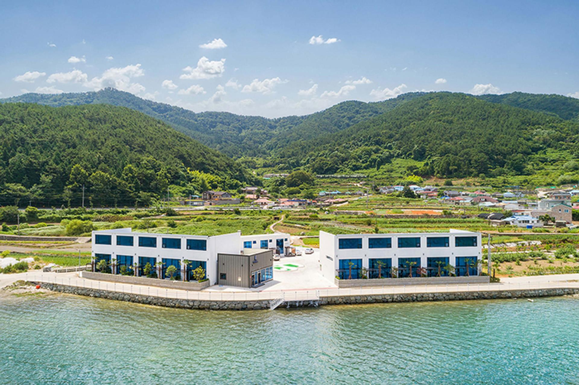 Tongyeong Biclash Kids Pool Villa Tongyeong Branch