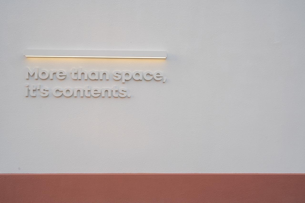 Ilsan (Tanhyeon) The Hyoosik Aank Hotel-15