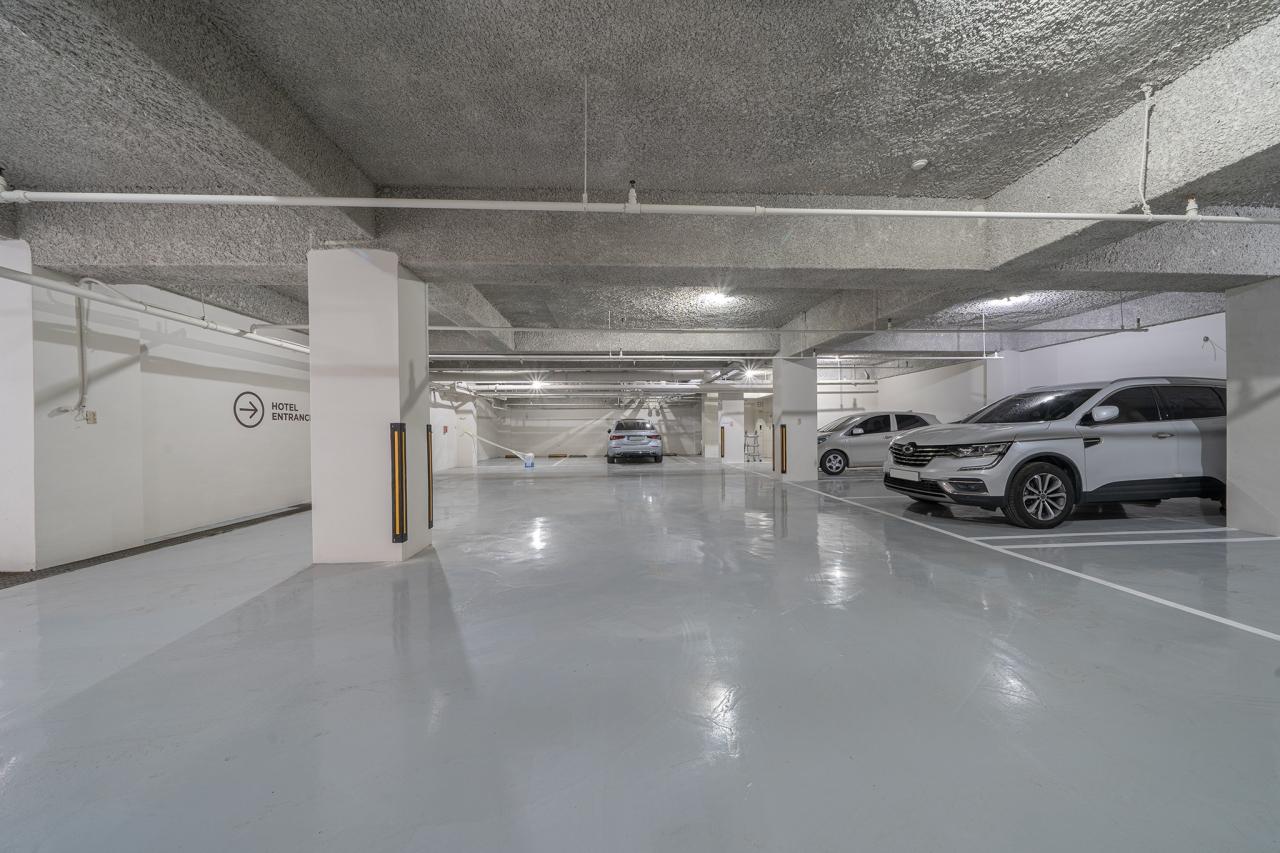 Ilsan (Tanhyeon) The Hyoosik Aank Hotel-23