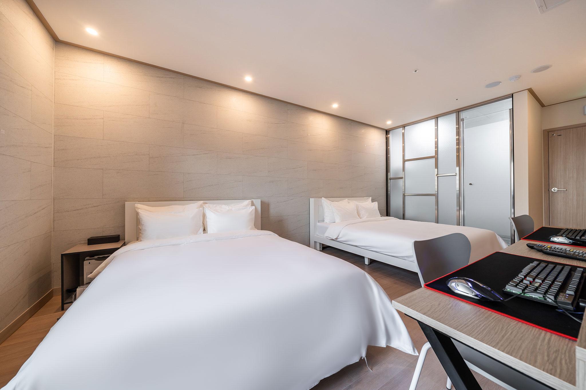 Hwaseong (Hyangnam) Hotel and You