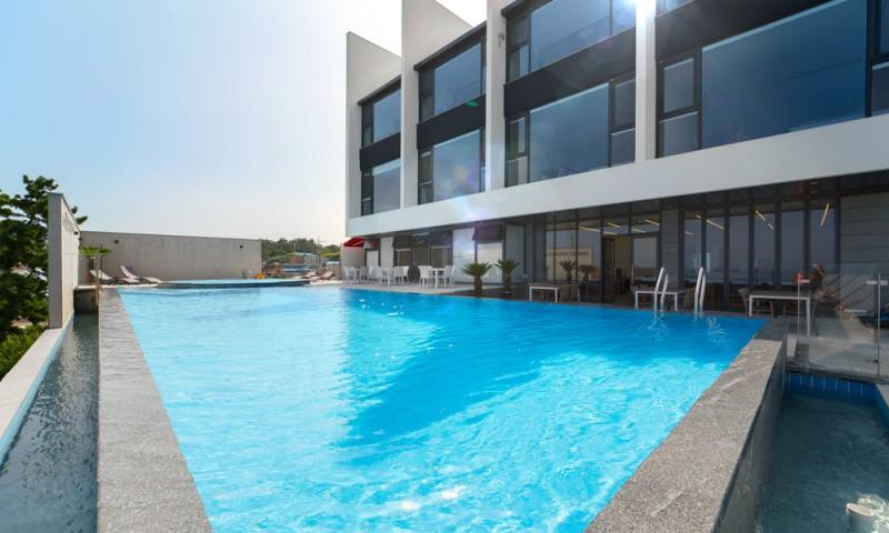 Pohang Red House Ocean Hills Pool Villa