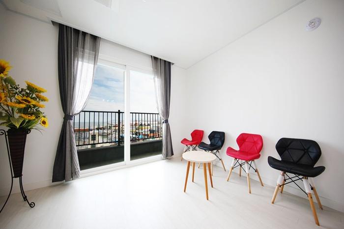 Gangneung YOLO Hotel & Pension