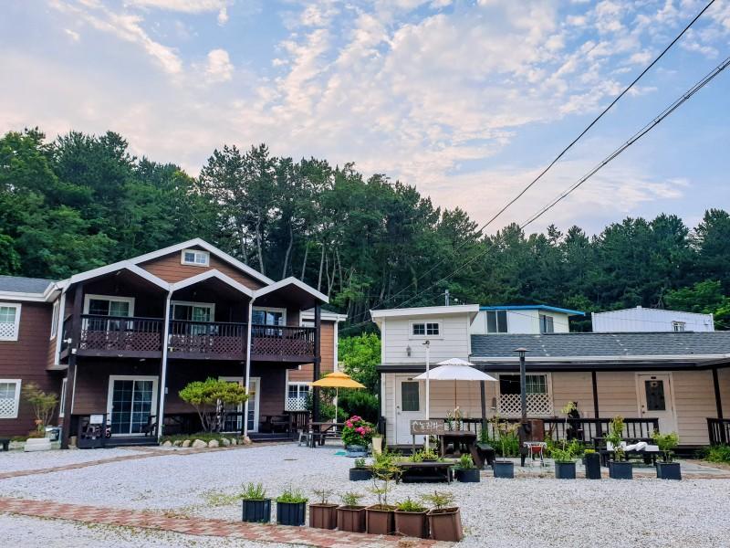 Uljin Nollowa Pension