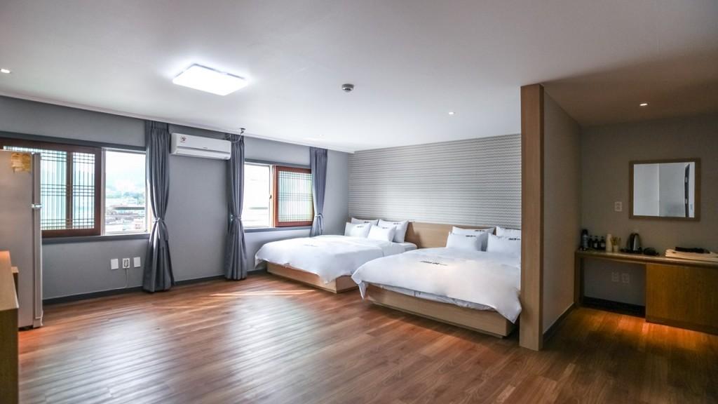 Seomyeon Station No. 25-29