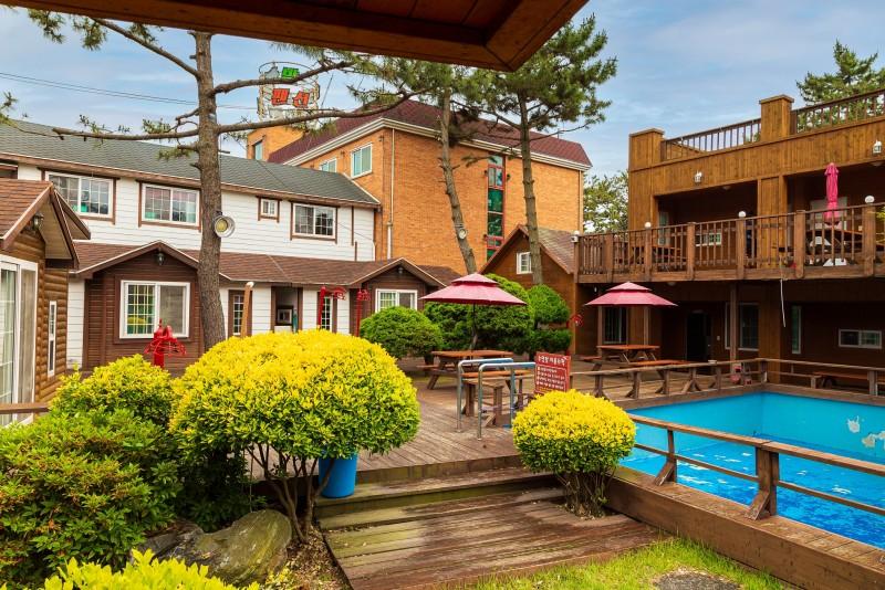 Taean Mamma Mia Pension