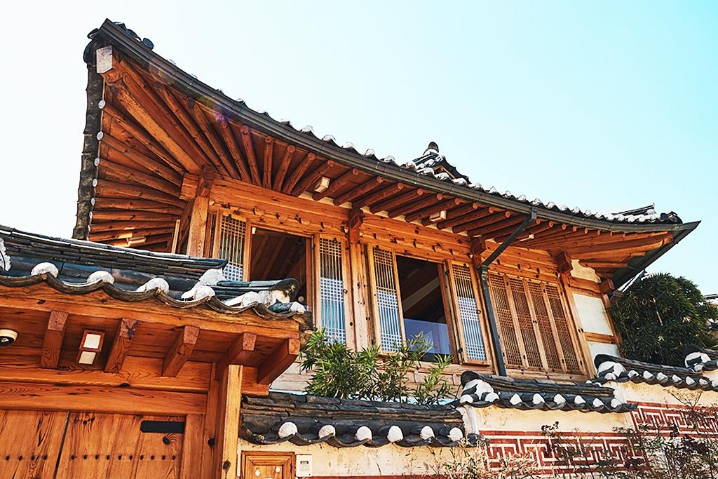 Bukchon Jamyeongseosil Hanok Stay