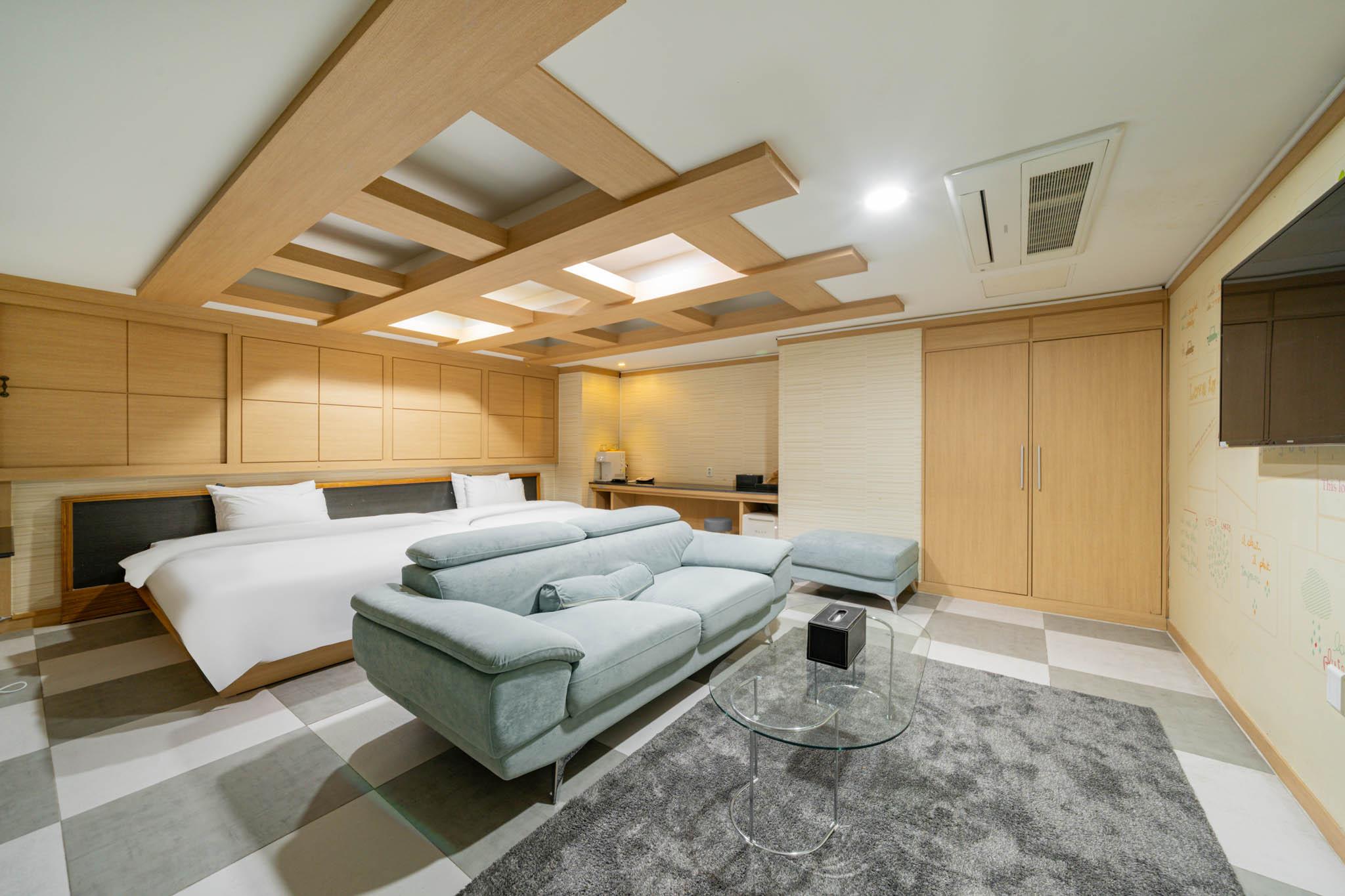 Suwon (Ingye-dong) Orsay Hotel