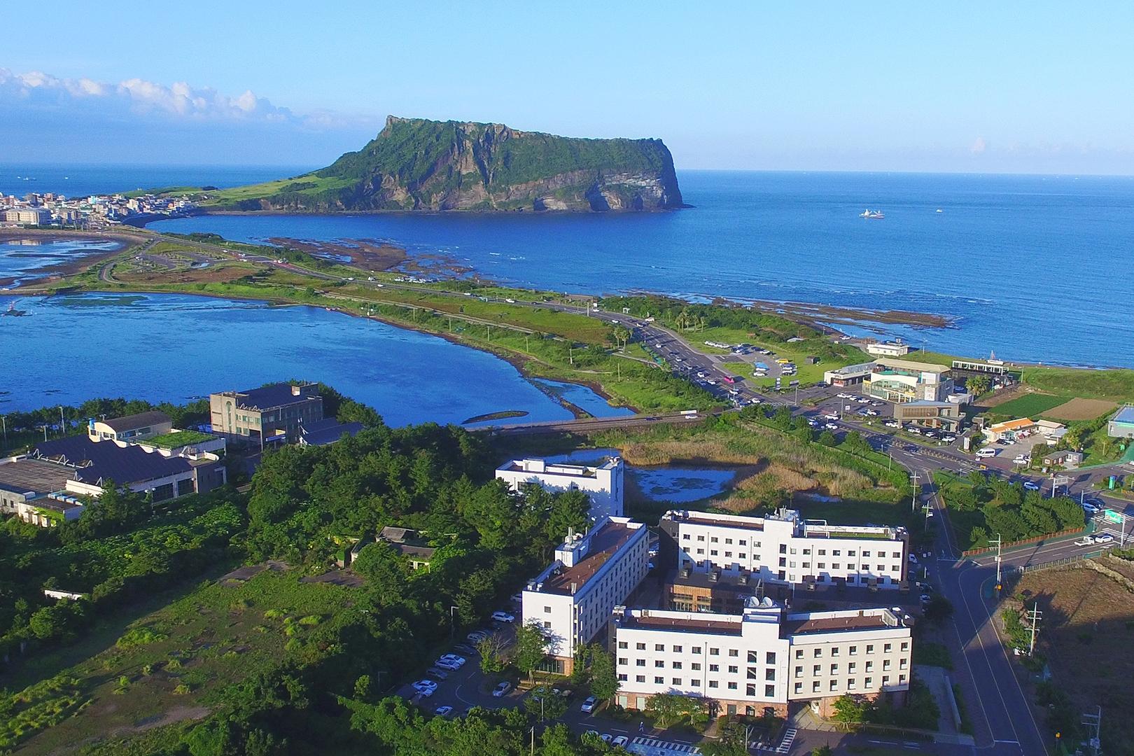 Place camp Jeju