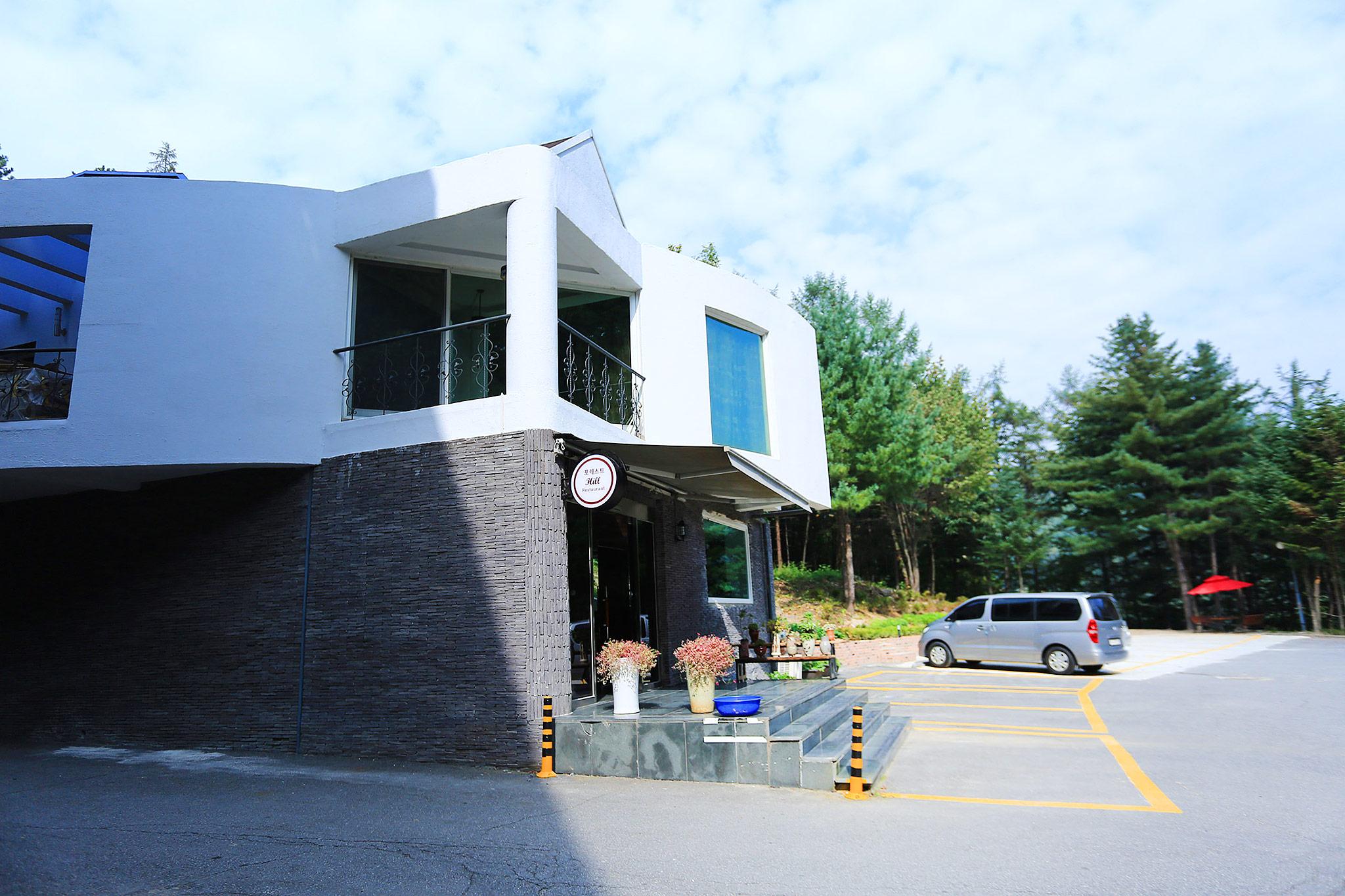 Pocheon Hill House-20