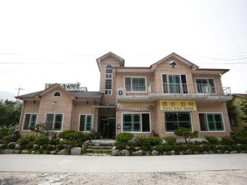 Pocheon Pajugol Tosokchon Pension-14