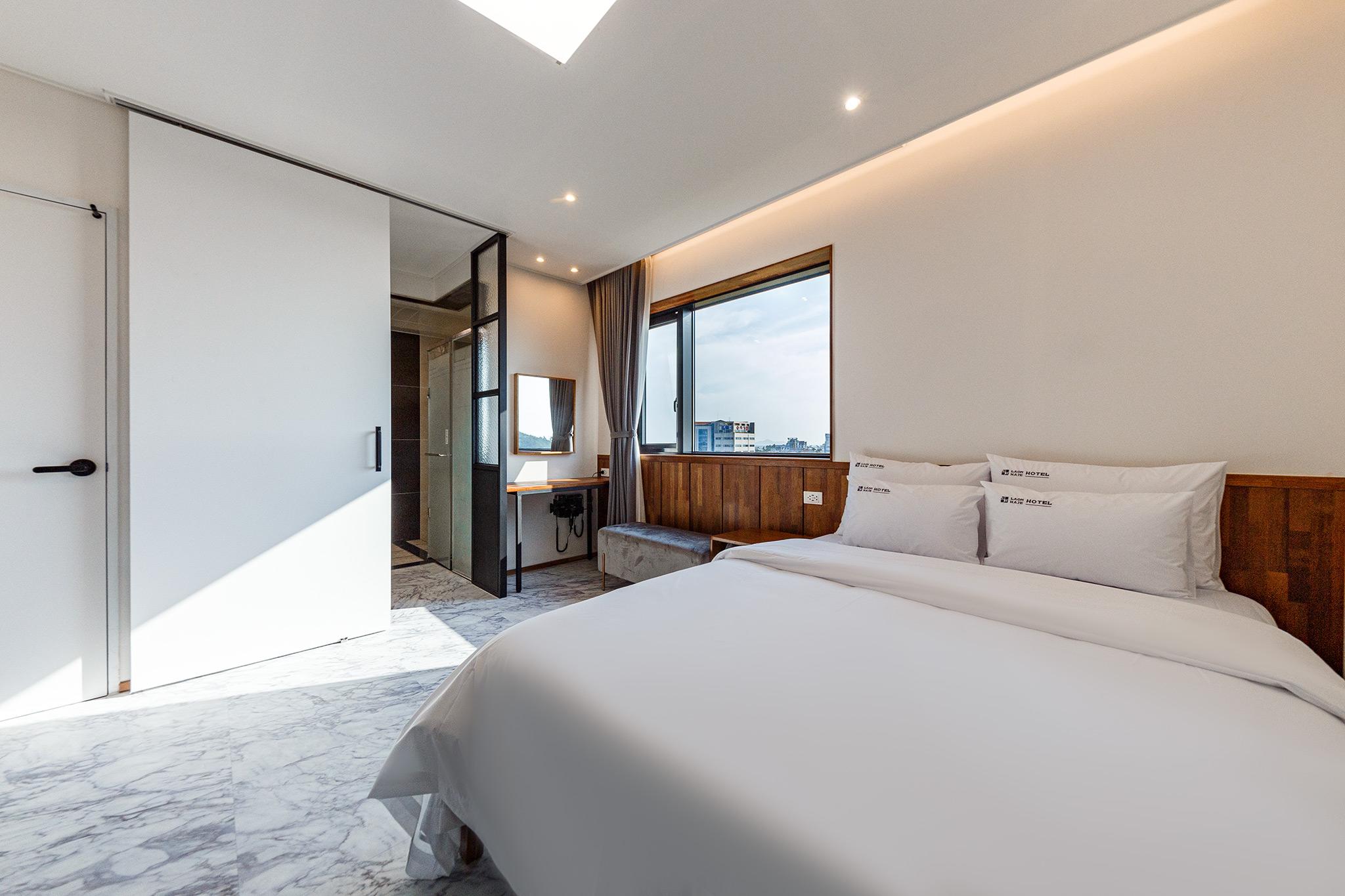 Gunsan LAONHAJE Hotel