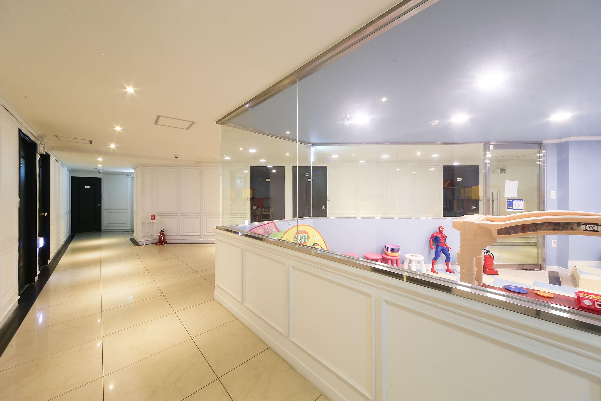 Busan Yeongju-dong Hillside Hotel-11