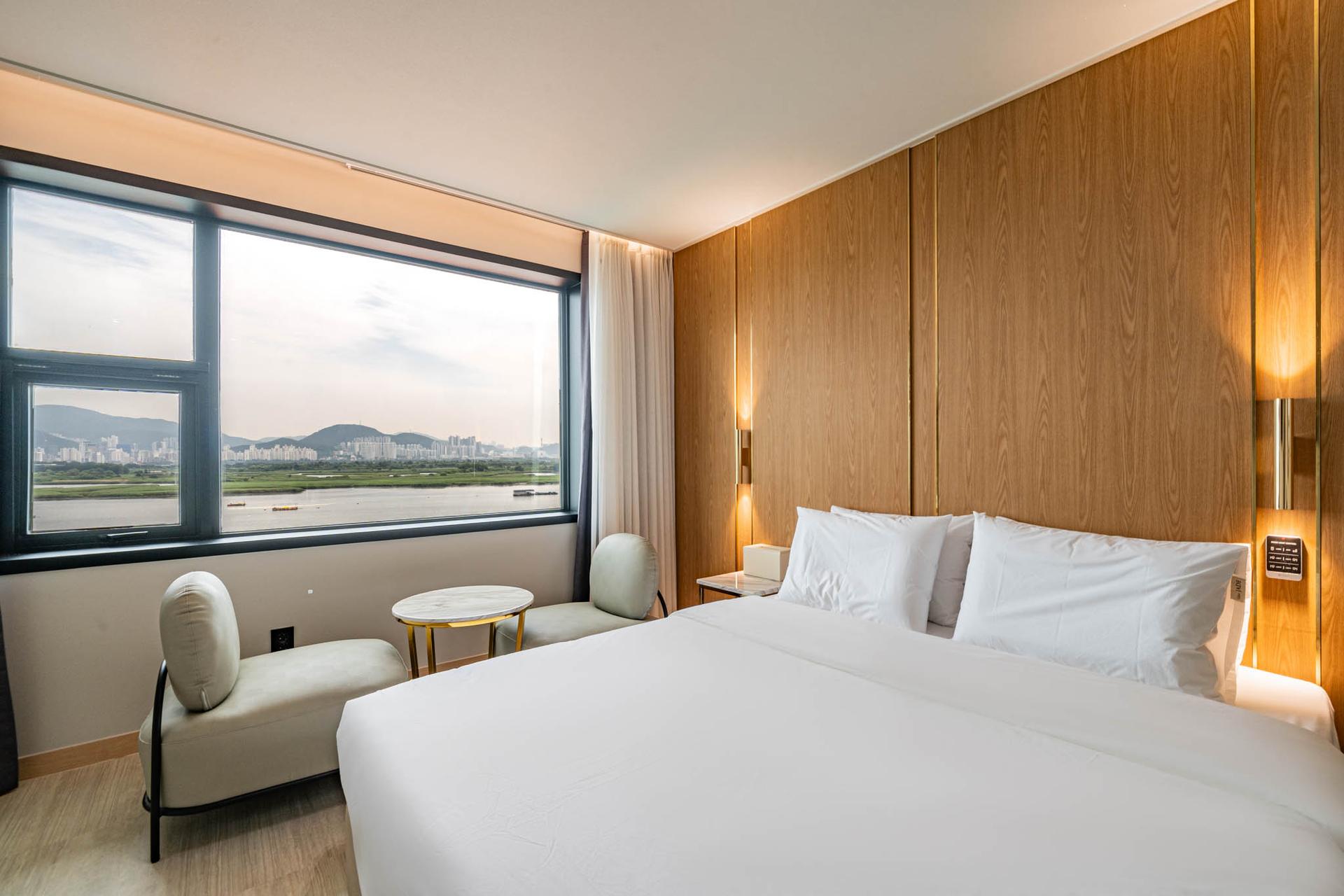 Busan Myeongji Hotel Jade