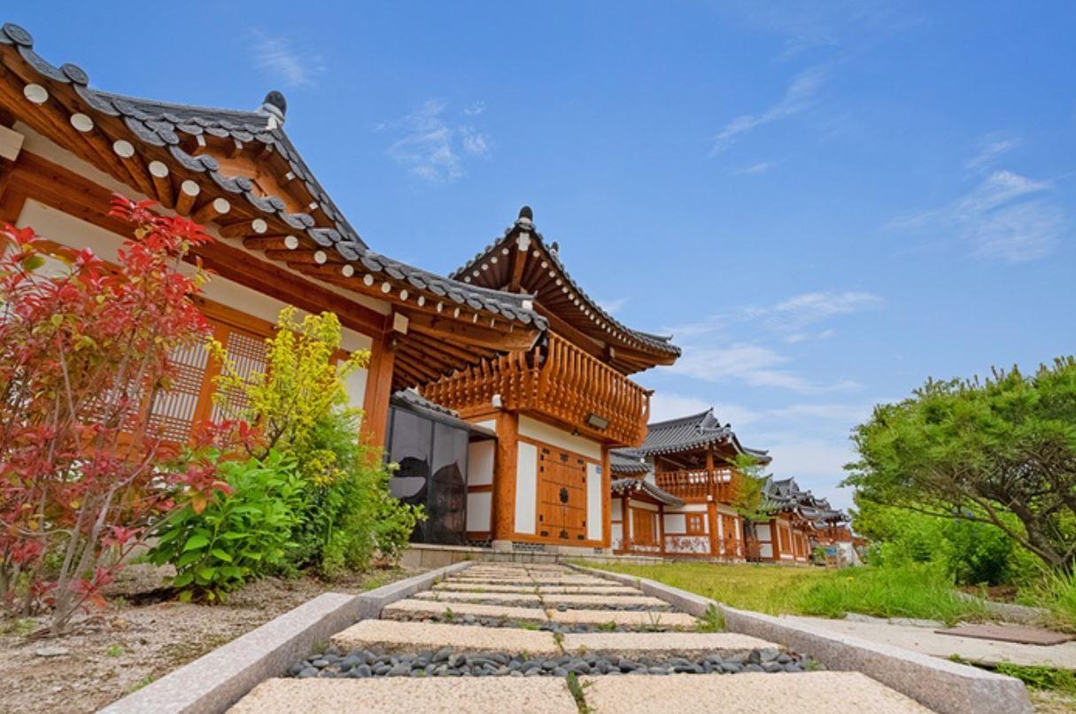 Gyeongju Shilla Hanok Hotel & Pension