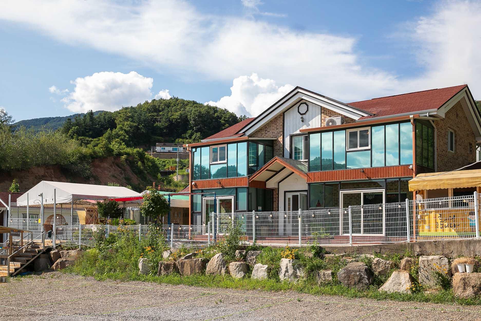 Gapyeong Rebella Couple Pension