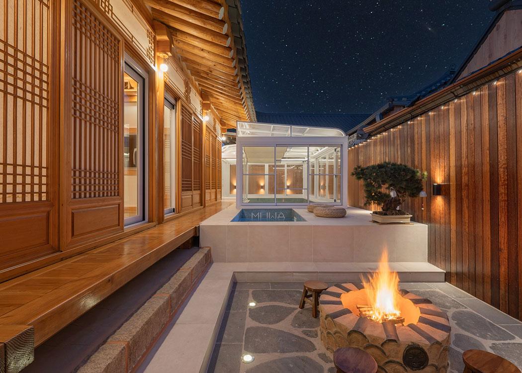 Gyeongju Hwangridan-gil Hanok Private Pool Villa Muwon
