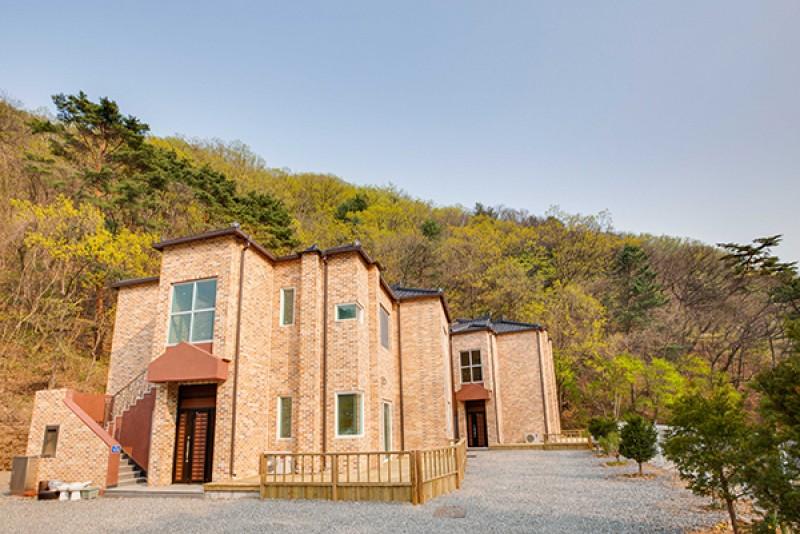 Chungho Cehongho Pension-9