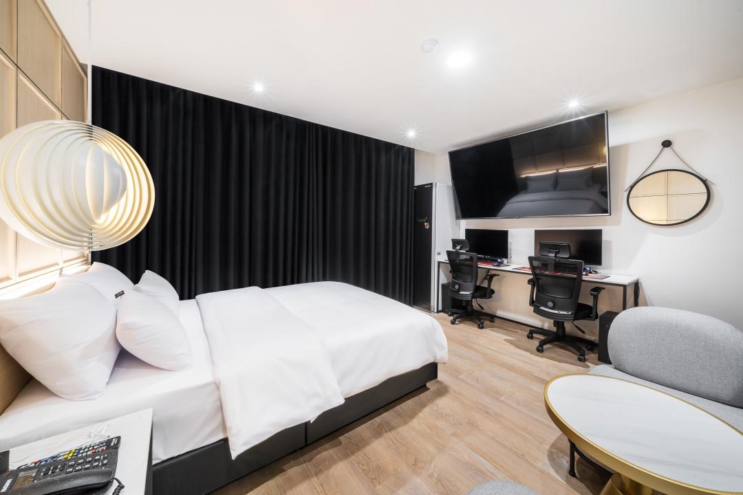 Chungju Hotel Plein Chungju City Hall