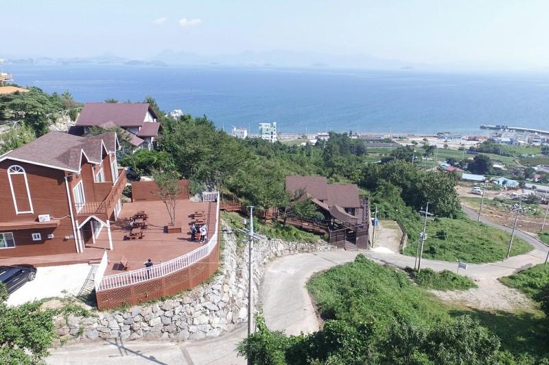 Yeosu Elvino Pension